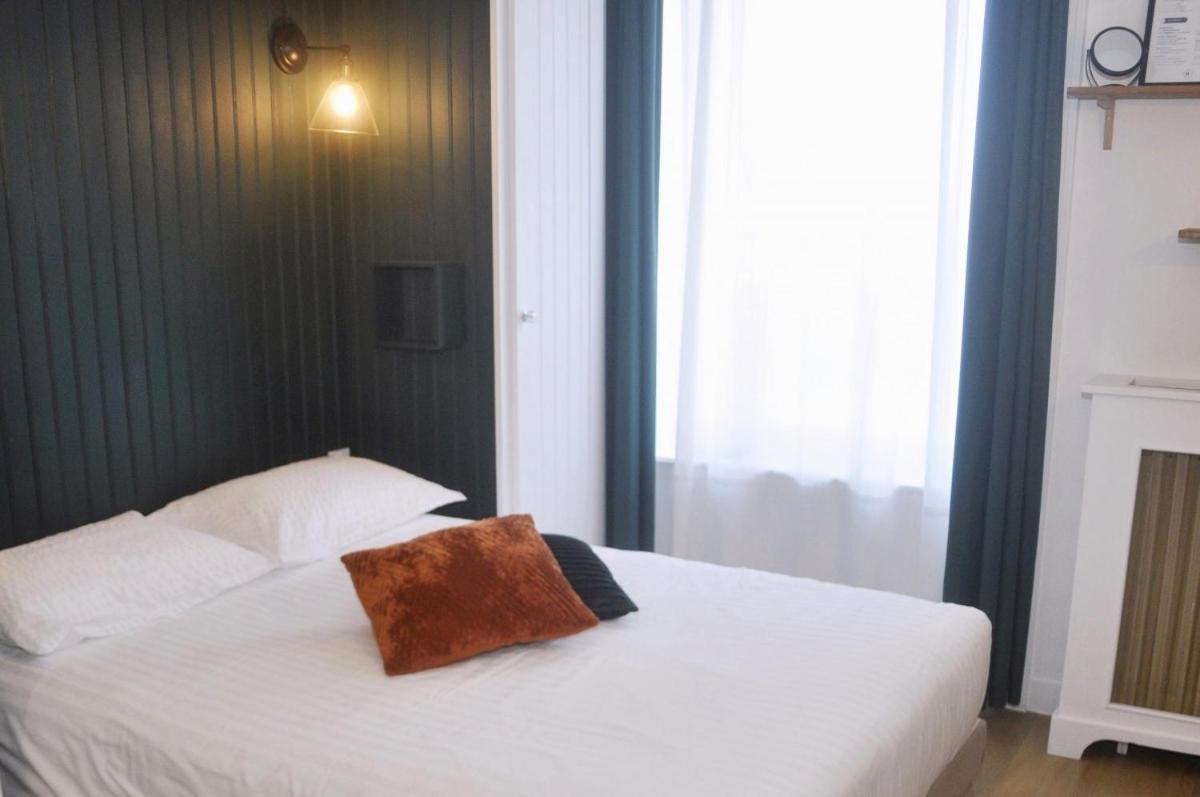 Hotel Le Tiburon Cherbourg-en-Cotentin Exterior photo